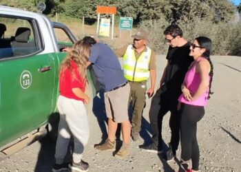 Carabineros encontró con vida a joven extraviado en la cordillera de Ñuble.
