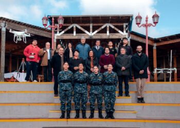 Rector y Decanos de la UDEC destacan innovación pedagógica del Liceo Bicentenario Polivalente de San Nicolás.