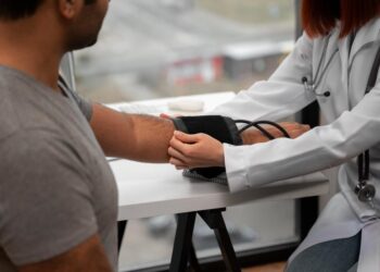 La importancia de reducir los riesgos y estar alerta a las enfermedades cardiovasculares.