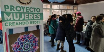 Realizan primera exposición del proyecto Fondart ‘Mujeres Creando Redes’.