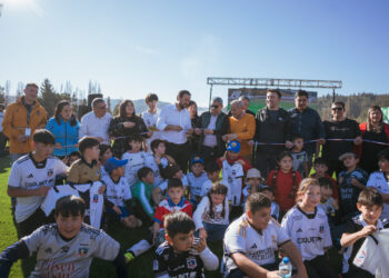 En Trehuaco se inaugura la primera de las 21 canchas para Ñuble ·