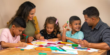 Educando niños saludables, felices y resilientes.
