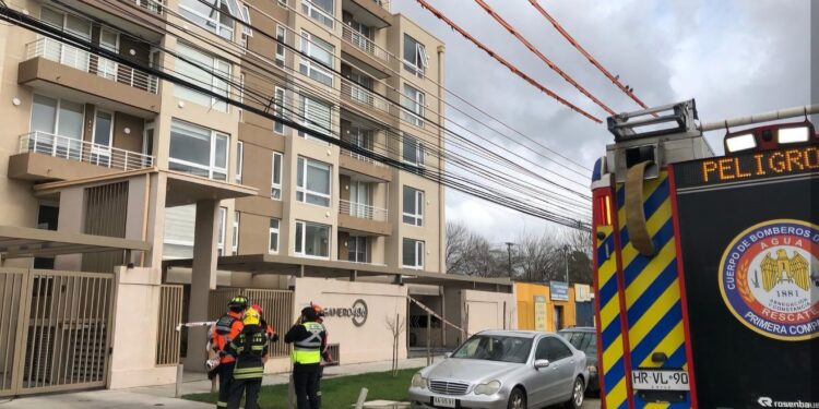 Joven mujer murió al caer de un edificio en el centro de Chillán