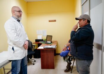 Hospital de Bulnes fortalece sus prestaciones con atención de neurología.