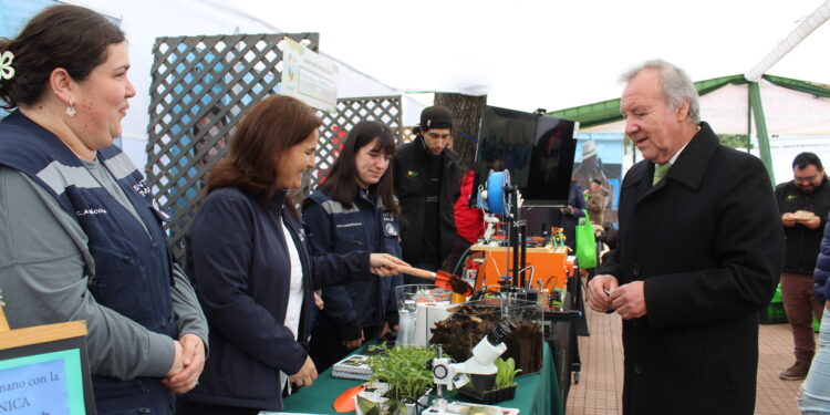 Santo Tomás destaca en el Segundo Encuentro Agroecológico Ñuble 2024 con enfoque en sostenibilidad y tecnología
