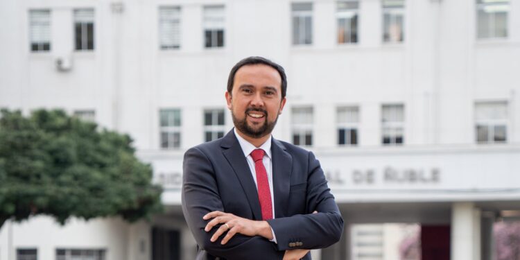 No acogen desafuero de gobernador de Ñuble Oscar Crisóstomo.
