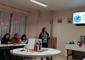 Santo Tomás impulsa la estimulación cognitiva en 160 estudiantes mediante el aprendizaje basado en el juego