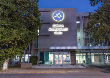 Delincuente intentó robar dinero desde clínica Andes Salud de Chillán.