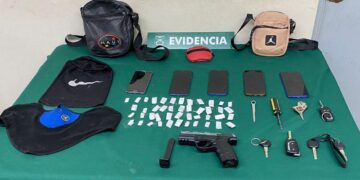 Nuevo Operativo Puentes en Chillán: municipio retiró 8.500 kilos de basura y Carabineros detuvo a sujeto por porte de arma y munición.
