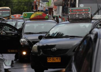 Mujer solicita a conductor de colectivo desviarse de recorrido con el fin de asaltarlo en Chillán.