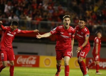 Ñublense gana a Magallanes con gol agónico por copa Chile.