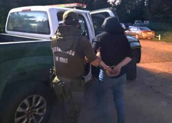 Detienen a mujer que permanecía prófuga y que incumplía arresto domiciliario.