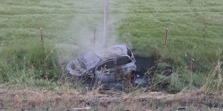 Esta mañana volcamiento de vehículo menor deja una persona grave a la salida sur de Chillán Viejo.