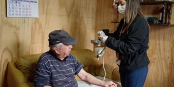 Servicio de Salud Ñuble lidera la implementación del programa piloto «Salud Responde» para pacientes de Cuidados Paliativos.