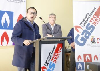 Chillán Viejo lanza la cuarta versión del programa «Invierno más Seguro, Gas más Barato»