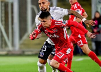 Ñublense empata 2 a 2 ante Colo Colo en el Monumental.
