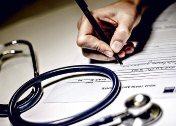 Entra en vigencia sumarios por mal uso de licencias médicas.