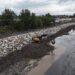 Enrocado protegerá este invierno a familias y el Cesfam de San Nicolás ante posibles crecidas del río Changaral