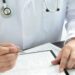 Licencias médicas en la mira: advierten debilidades legales ante fraude masivo.