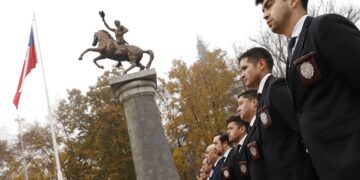 PDI da inicio a actividades por 92° aniversario en Ñuble con izamiento de la bandera nacional