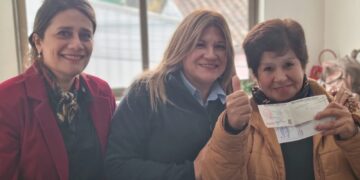 Comenzó el Plan Invierno en Quirihue con la entrega de vales de gas abajo costo.