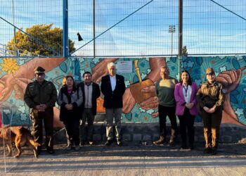 Quiero mi Barrio: Inauguran mural comunitario que retrata la historia e identidad del Barrio Arturo Prat.
