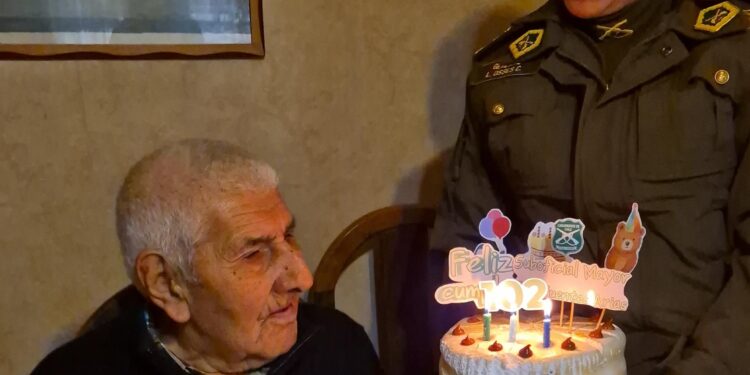 Ex Carabinero cumplió 102 años de vida en Quinchamalí.