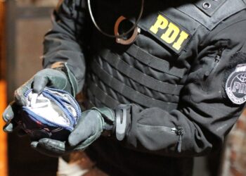 MODELO TERRITORIAL CERO: PDI DETIENE A MADRE E HIJO POR TRÁFICO DE DROGAS EN COELEMU.