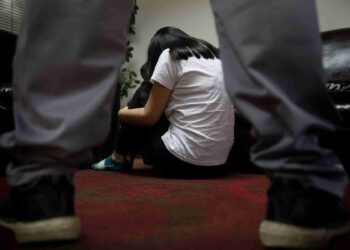 Hombre llevó a una joven desde la calle hasta su casa  para violarla en Ñuble.