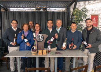 Portezuelo conmemora los 10 años del Día Nacional del Vino y anuncia la Fiesta del Vino 2025.