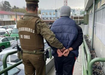 Hombre ingresó a robar abarrotes en un local del centro de Chillán.