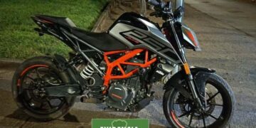 Ladrón se roba una moto 🏍 en pleno centro de Chillán.