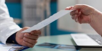 MUNICIPALIDAD DE SAN FABIÁN INICIÓ LA DESTITUCIÓN DE FUNCIONARIOS QUE VIAJARON AL EXTRANJERO ENCONTRÁNDOSE CON LICENCIA MÉDICA