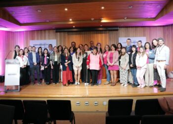 II Encuentro “Conversaciones Impostergables”:Estas son las 10 urgencias en cáncer de mama en Chile identificadas por los referentes nacionales.