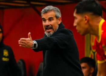 DT. Miguel Ramírez no sigue en la banca de Unión Española tras la derrota de esta tarde.