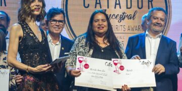 Ñuble brilla en Catad’Or 2025: Viña Doña Elita obtiene Gran Oro y otras 10 viñas familiares campesinas logran 14 medallas de oro.