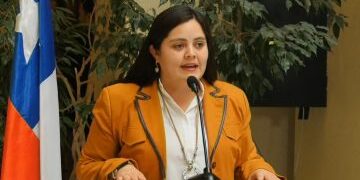 Diputada Sara Concha califica de «cara dura» la amenaza de Nicolás Maduro a presidente electo JAK y exige respeto a la democracia chilena.