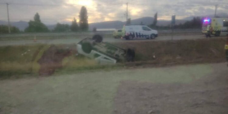 FUNCIONARIO DE LA FACH Y SU HIJA DE 7 AÑOS MUEREN TRAS CHOQUE PROVOCADO POR CONDUCTOR EBRIO.
