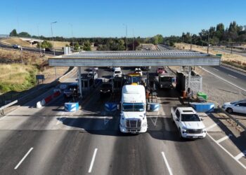 CERCA DE 200 MIL VEHÍCULOS EN RUTAS DE ÑUBLE POR INTERFERIADO DE NAVIDAD