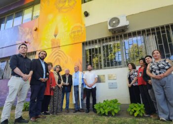 Huellas de Luz: inauguran mural participativo que releva la memoria histórica y los derechos humanos en Ñuble.