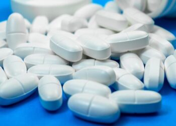 Ordenan retirar del mercado el medicamento metformina.