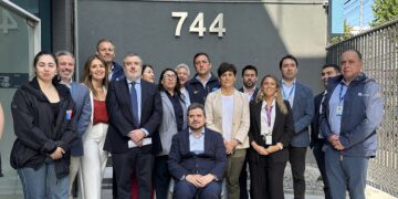 Andes Salud firma convenio SAFED con Fonasa en apoyo a damnificados en incendios.