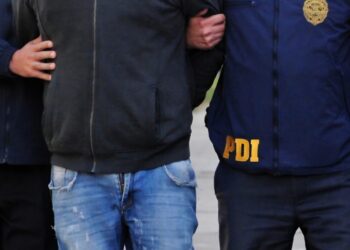 Sentencian a hombre que intentó rociar con bencina a su ex pareja y a sus hijas en Ñuble.