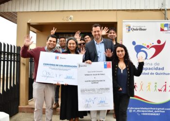 Seremi de Salud de Ñuble y Municipalidad de Quirihue firman convenio para reducir tiempos de espera en calificación de discapacidad.