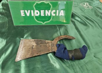 Sorprenden a individuo con una caja fuerte con varios millones en Quirihue.