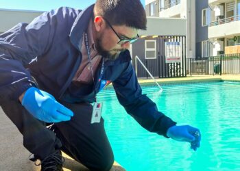 Autoridad Sanitaria intensifica fiscalizaciones a piscinas en Ñuble.