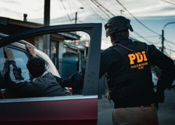 PDI DETIENE A CUATRO IMPUTADOS POR LEY DE DROGAS Y ARMAS.