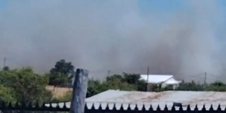 ÚLTIMO MINUTO 🔥  Ordenan evacuar un sector de la comuna de Ñuble por Incendio Forestal.