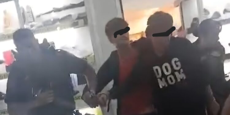 URGENTE 🔴 Hace pocos minutos asaltan joyería en pleno centro de Chillán.
