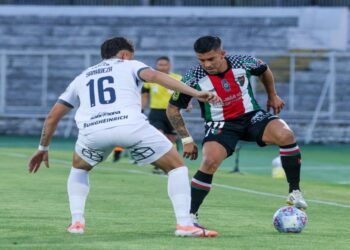 Ñublense empató 1 a 1 ante Palestino en el inicio del campeonato 2026.
